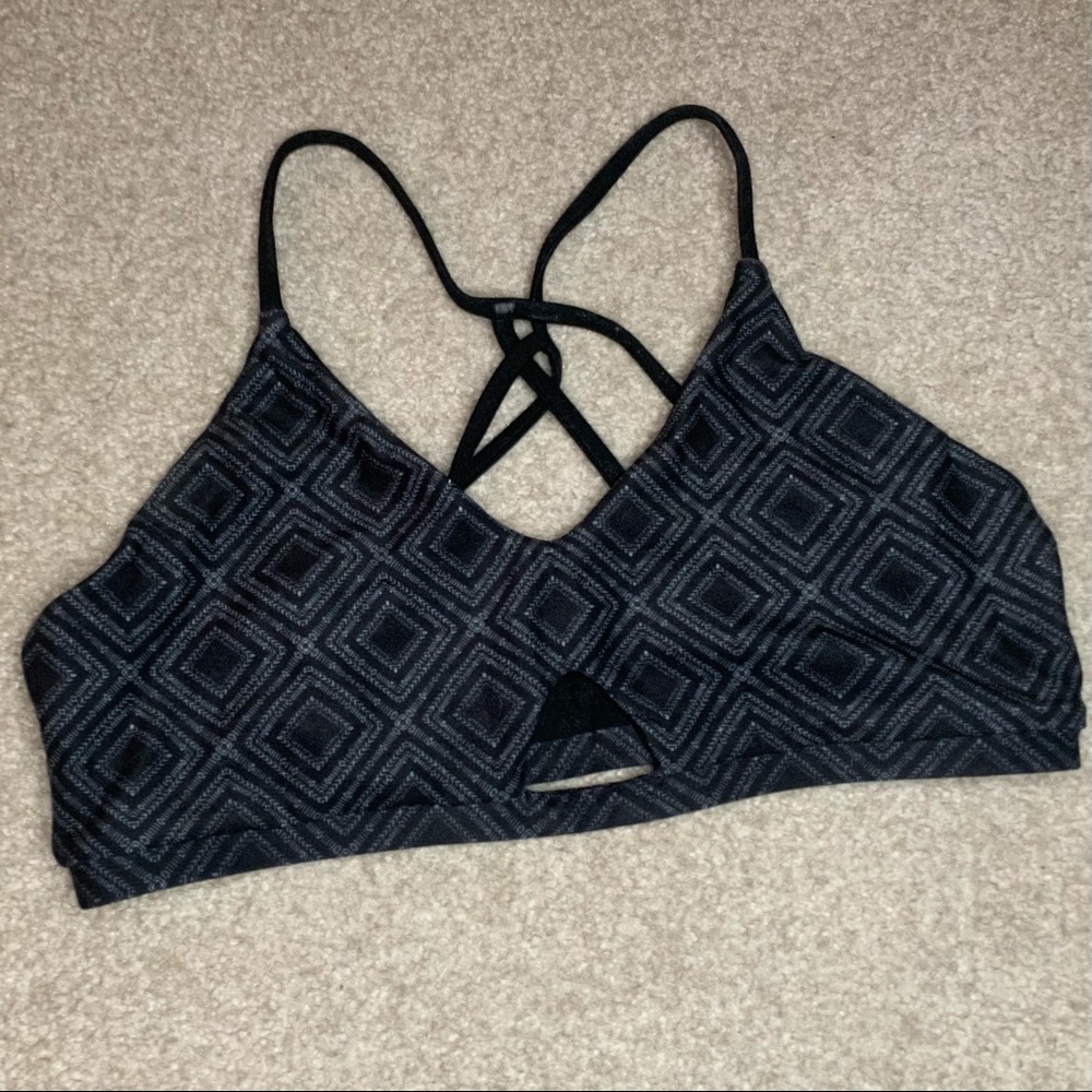 Wolven Sports Bra